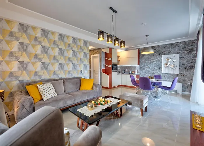 Appartement Adonis 201 *